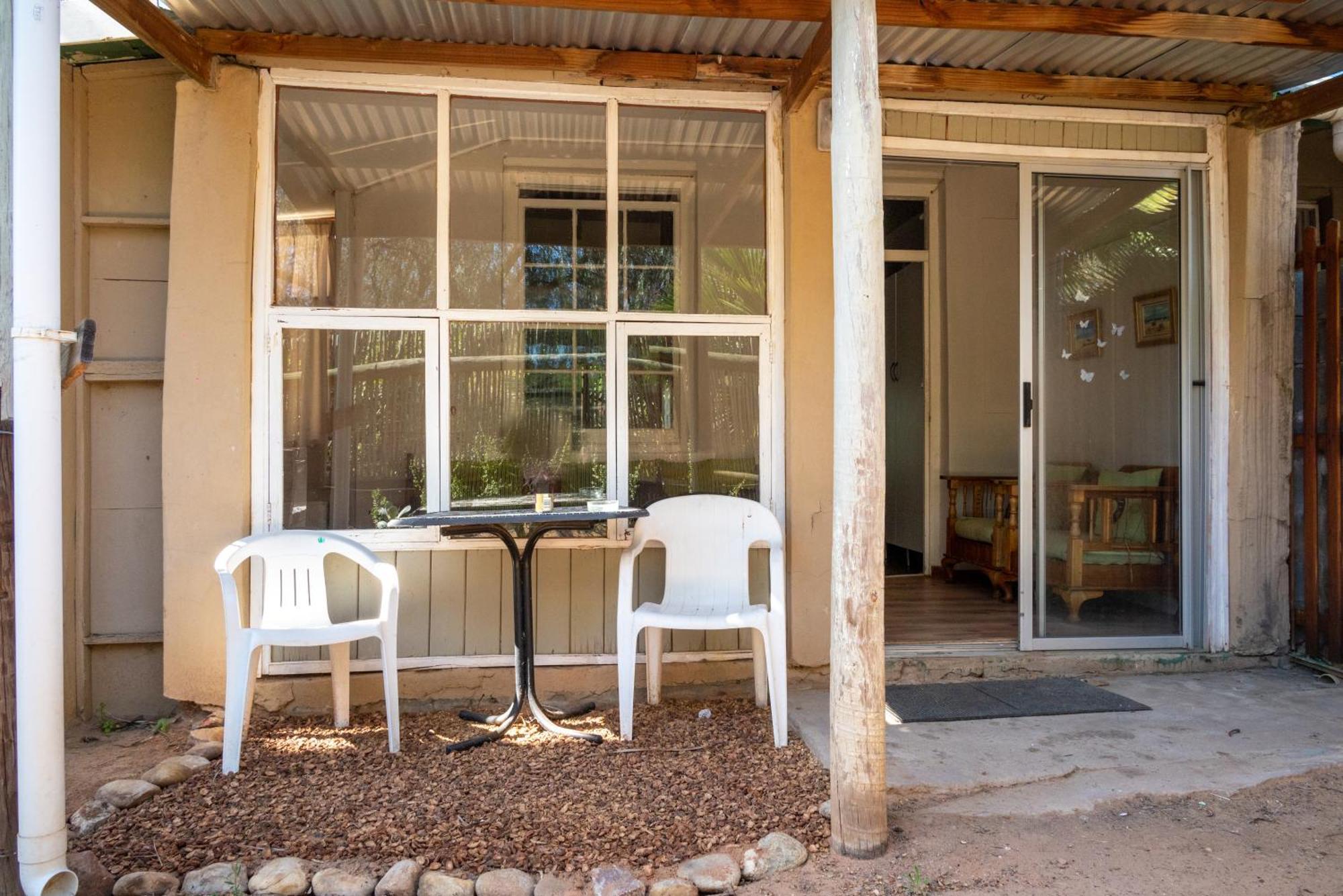 De Rusty Farm Apartment Bagian luar foto