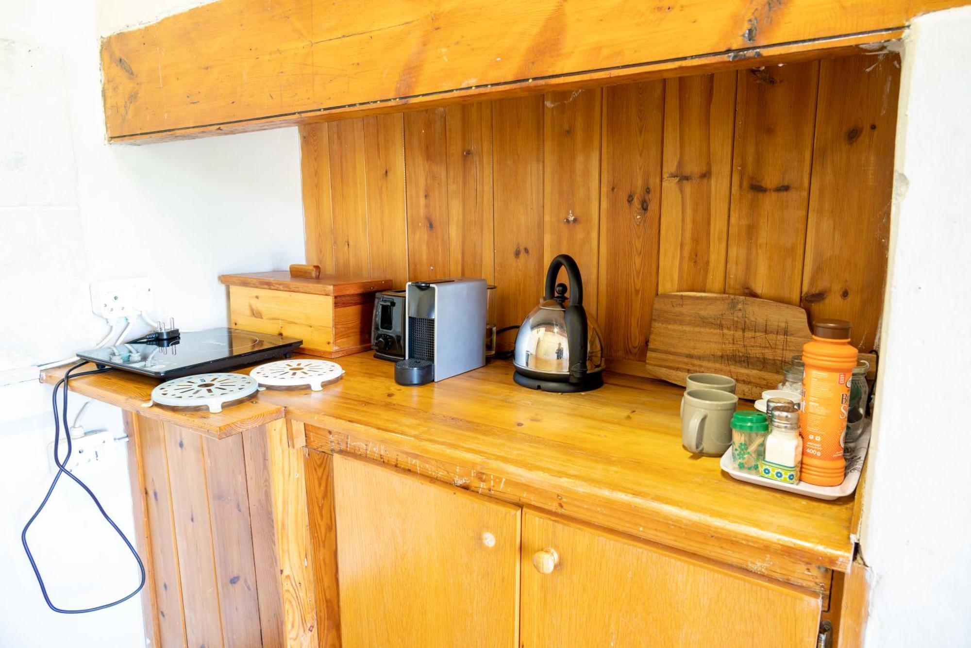 De Rusty Farm Apartment Bagian luar foto